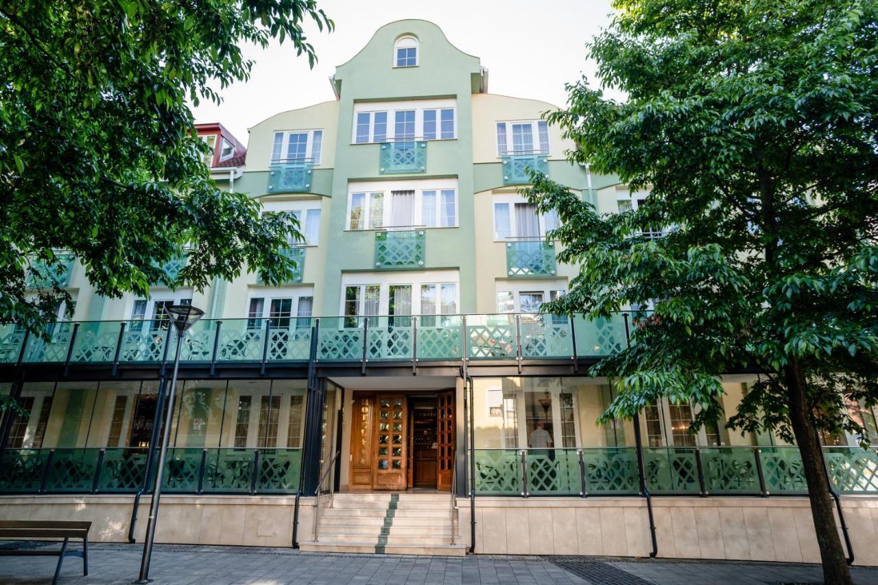 Hotel Erzsebet Heviz Exterior foto