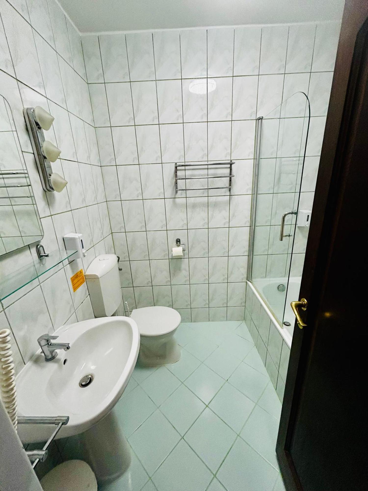 Hotel Erzsebet Heviz Exterior foto