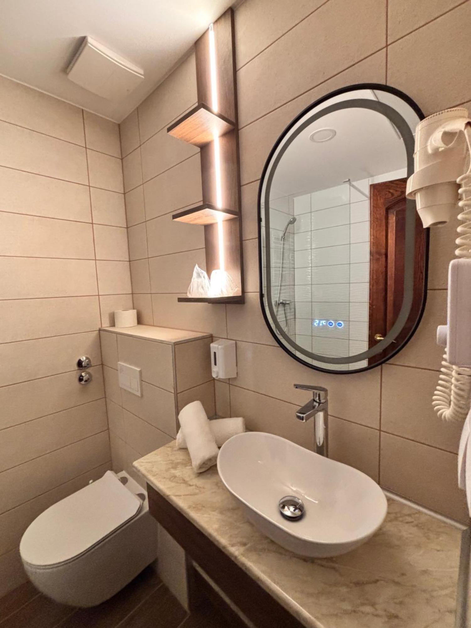 Hotel Erzsebet Heviz Exterior foto